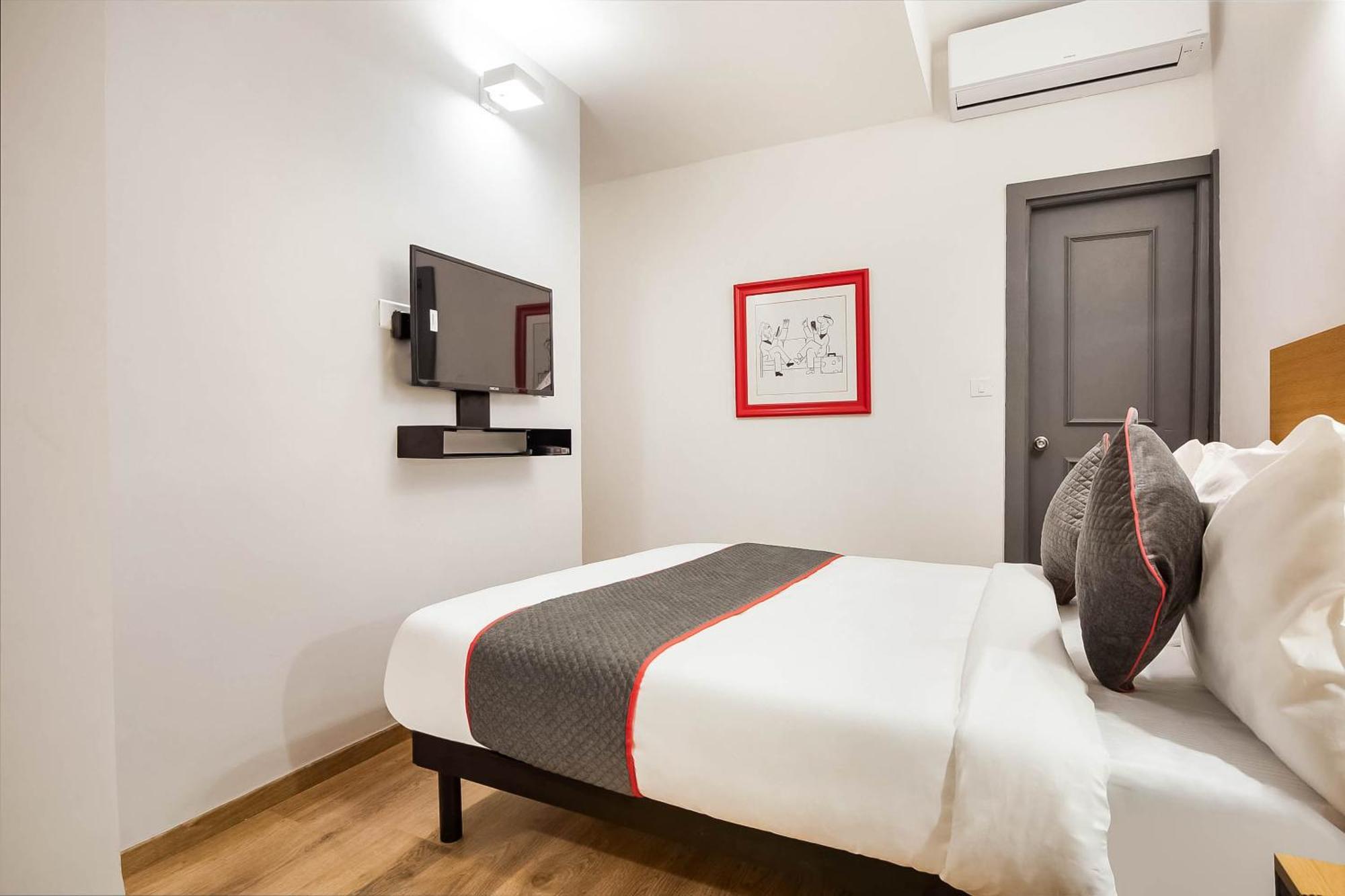 Super Townhouse Lords Inn Regency Mānglia Exterior photo